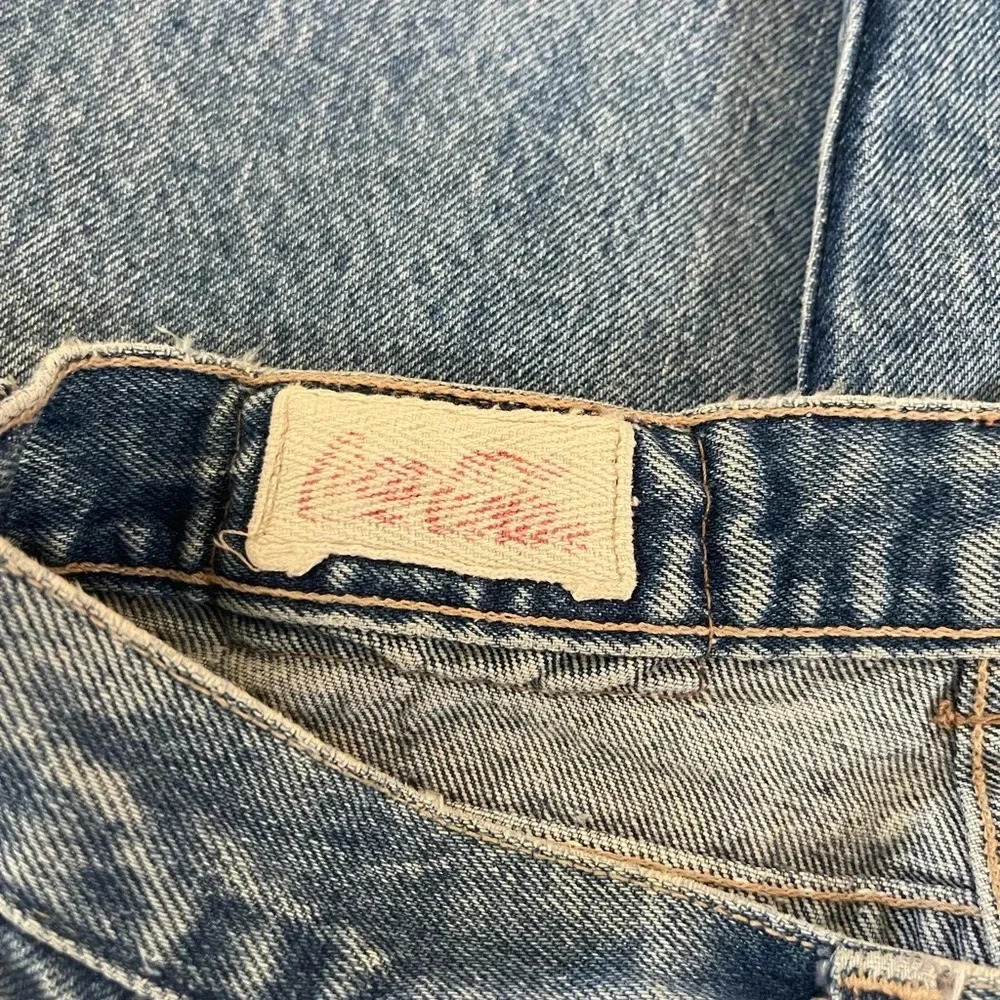 Women’s Vintage 1986 Coca Cola medium wash high rise straight Jeans Size 10 - Picture 4 of 4
